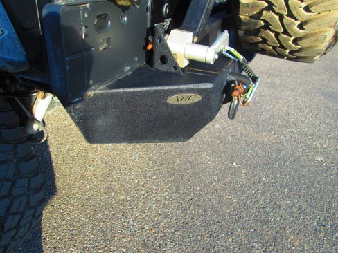 Used 2012 Jeep Wrangler Unlimited Rubicon w/ Dual Top Group image 21