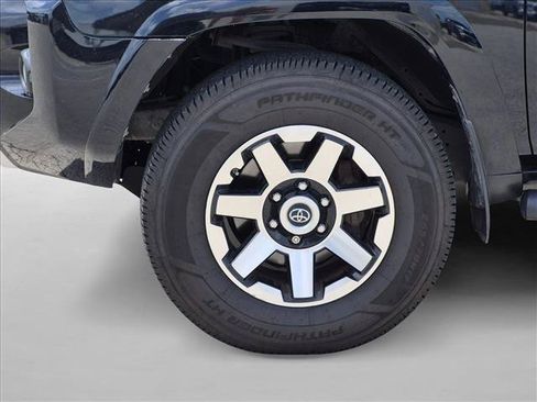 Used 2016 Toyota 4Runner Trail AWD/4WD image 14