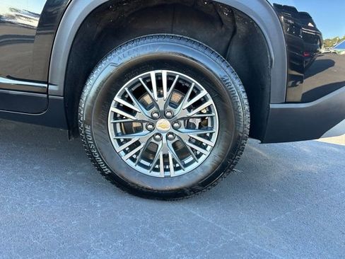 Certified 2025 Chevrolet Traverse LT image 10