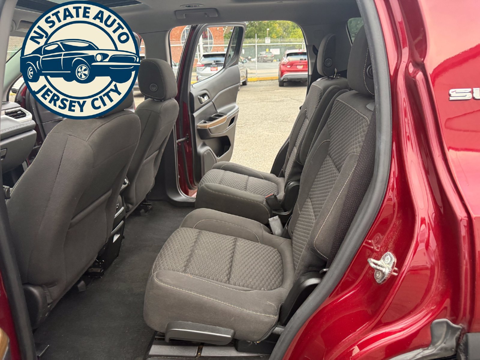 Used 2017 GMC Acadia SLE w/ Driver Alert Package I AWD/4WD image 24