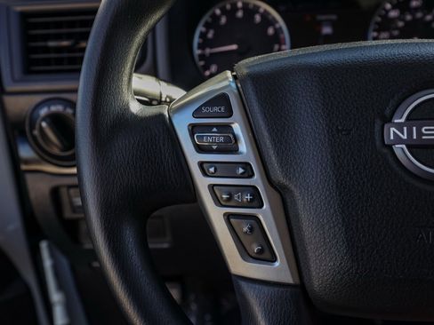 Used 2023 Nissan Titan SV image 25