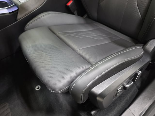 Certified 2026 BMW X3 xDrive30i w/ Convenience Package AWD/4WD image 24