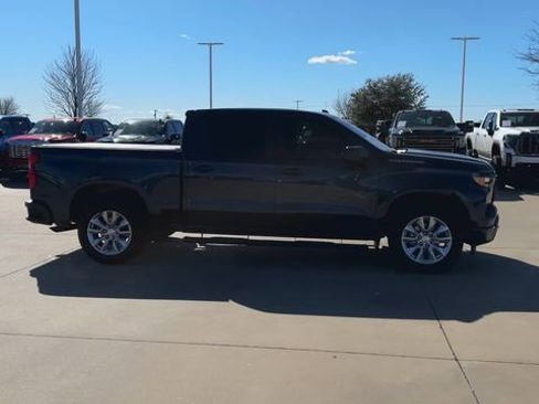 Certified 2022 Chevrolet Silverado 1500 Custom image 2