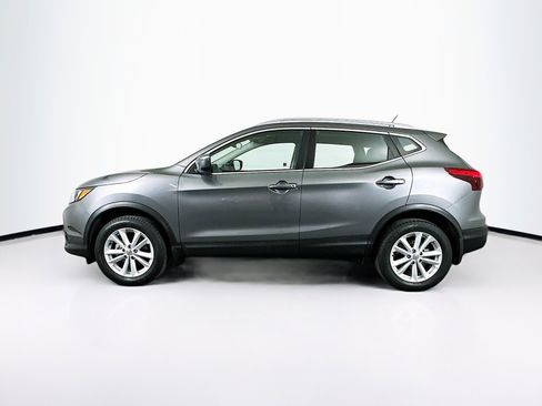 Used 2017 Nissan Rogue Sport SV image 4