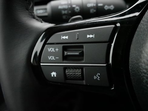 Certified 2025 Honda Pilot Touring image 26