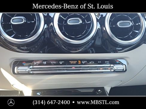 New 2026 Mercedes-Benz GLA 250 GLA 250 image 23