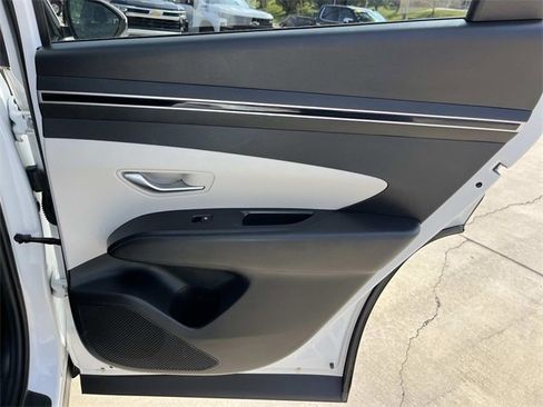 Used 2024 Hyundai Tucson SEL image 25