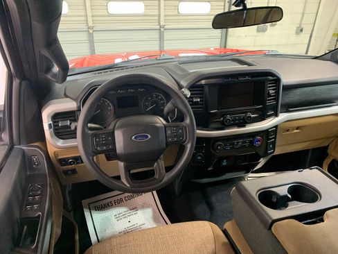 Used 2023 Ford F150 XLT image 5