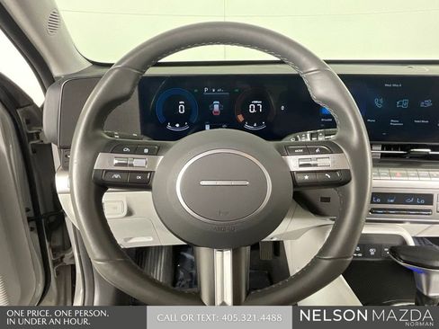 Used 2024 Hyundai Kona SEL FWD image 44