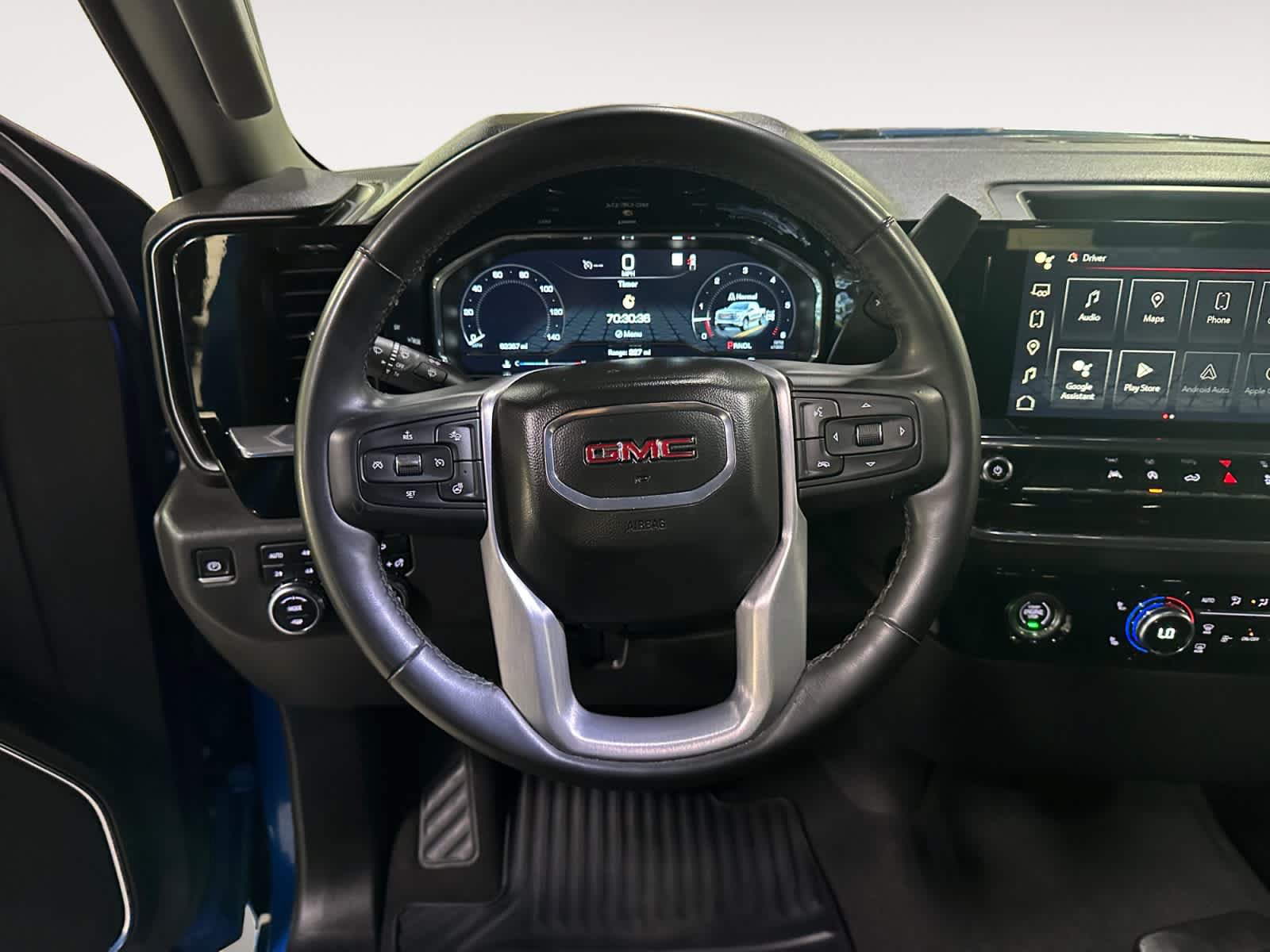 Used 2023 GMC Sierra 1500 Elevation w/ X31 Off-Road Package AWD/4WD image 19