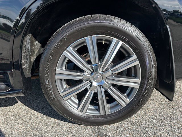 Used 2017 Lexus LX 570 4WD w/ Luxury Package image 10
