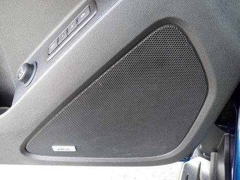 Used 2019 Chevrolet Equinox Premier image 17