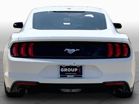 Used 2019 Ford Mustang Coupe RWD image 5