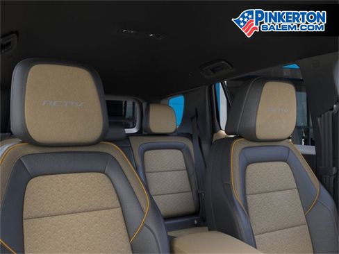 New 2026 Chevrolet Equinox ACTIV w/ Convenience Package III image 24