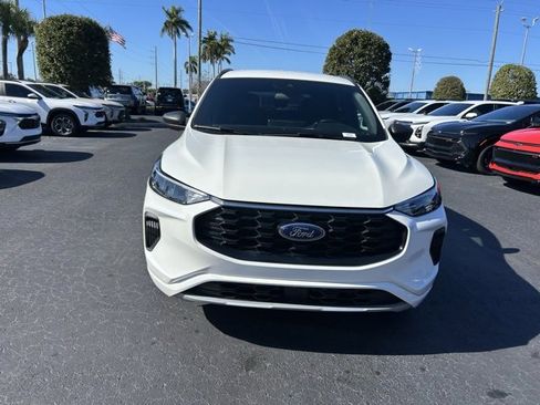 Used 2023 Ford Escape ST-Line w/ Tech Pack #1 image 2