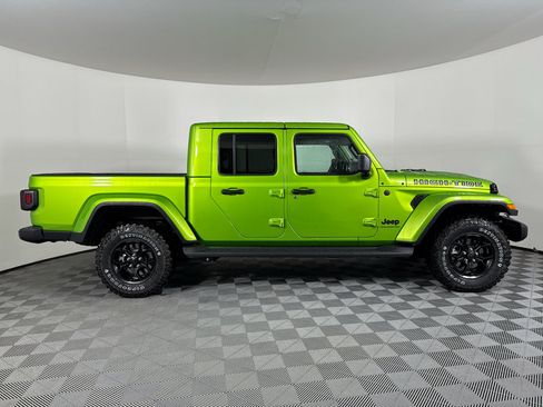 New 2025 Jeep Gladiator Sport image 11