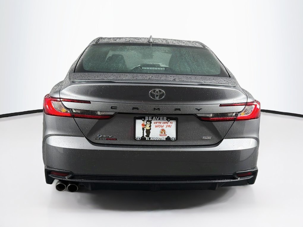 Used 2025 Toyota Camry SE FWD image 8