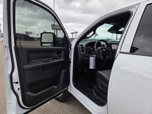 New 2026 RAM 3500 Tradesman AWD/4WD image 14