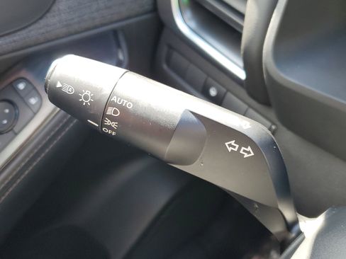 Certified 2023 Nissan Rogue SV image 21