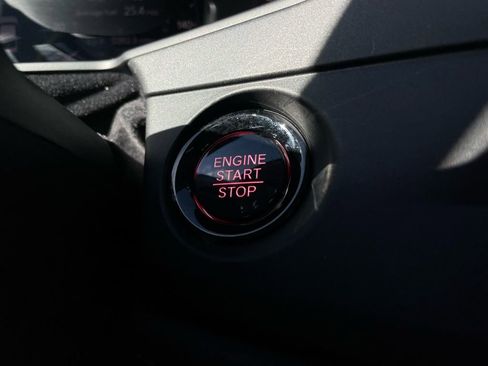 Certified 2025 Honda Accord LX image 21