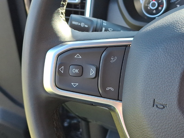 Used 2025 RAM 2500 Big Horn AWD/4WD image 7
