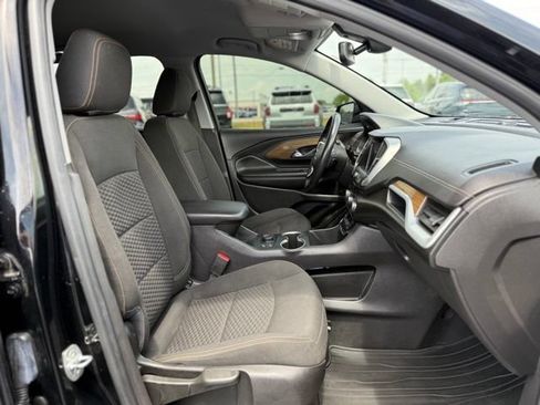 Used 2020 GMC Terrain SLE w/ Driver Convenience Package FWD image 16