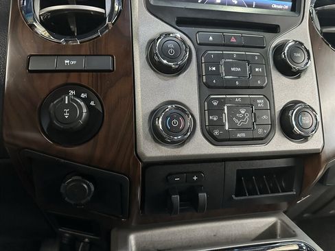 Used 2013 Ford F350 Lariat AWD/4WD image 29