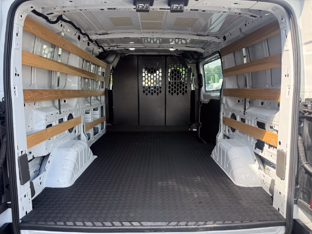 Used 2025 Ford Transit 250 Low Roof w/ Exterior Upgrade Package RWD image 13