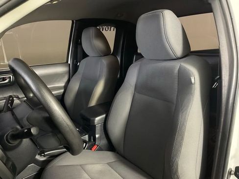Used 2018 Toyota Tacoma SR image 14