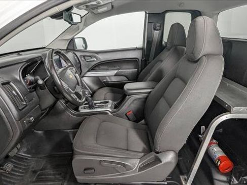 Used 2022 Chevrolet Colorado LT w/ Fleet Safety Package image 14