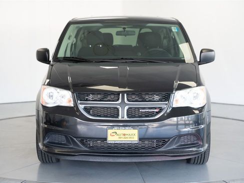 Used 2014 Dodge Grand Caravan SE w/ Quick Order Package 29E SE image 2