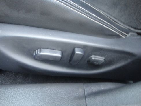 Used 2019 Nissan Maxima 3.5 SV w/ Floor Mat Group FWD image 12