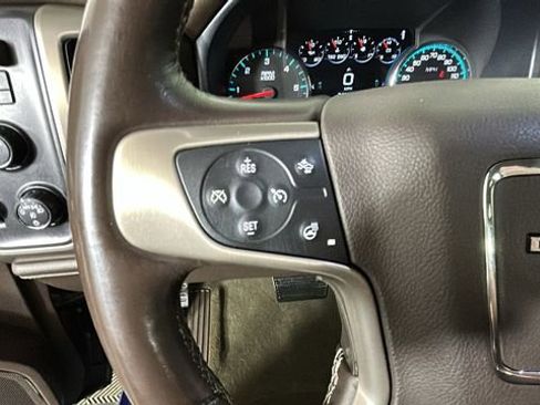 Used 2017 GMC Sierra 1500 Denali w/ Denali Ultimate Package AWD/4WD image 16