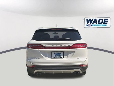 Used 2017 Lincoln MKC Premiere FWD image 6