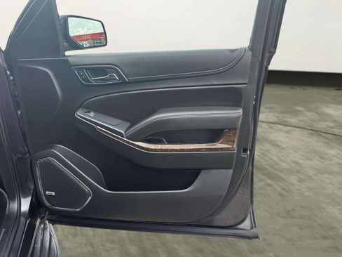 Used 2018 Chevrolet Tahoe LT image 25