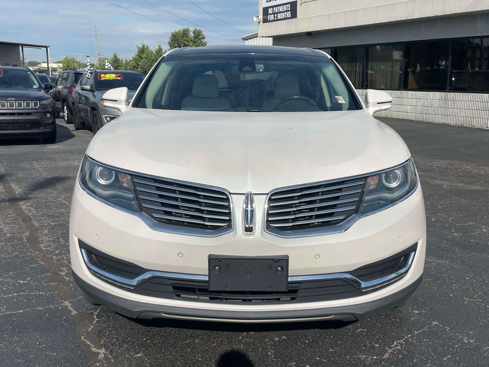Used 2016 Lincoln MKX Reserve w/ Technology Package AWD/4WD image 2
