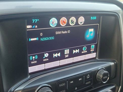 Used 2018 Chevrolet Silverado 1500 LT w/ All Star Edition image 18