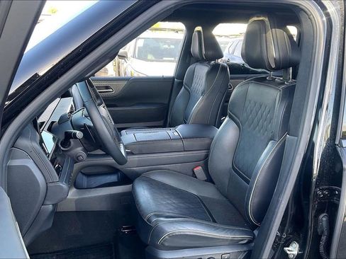 Used 2025 INFINITI QX80 Autograph AWD/4WD image 24