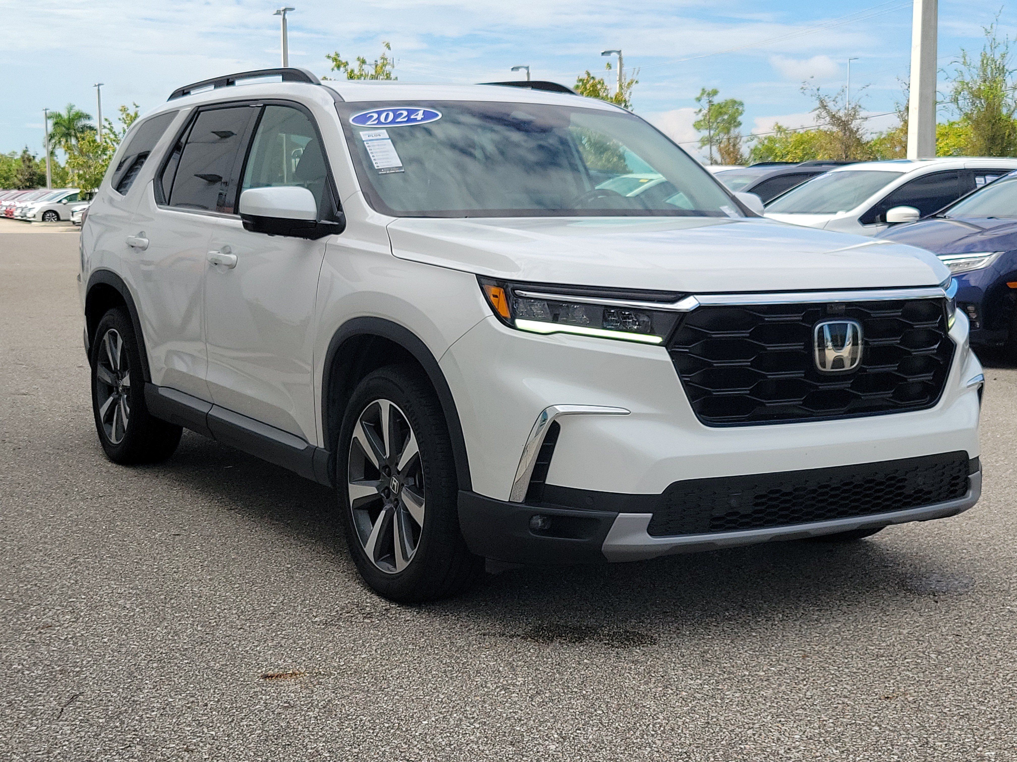 Used 2024 Honda Pilot Elite image 32