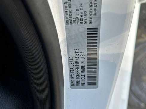 Used 2021 RAM 1500 Big Horn AWD/4WD image 35