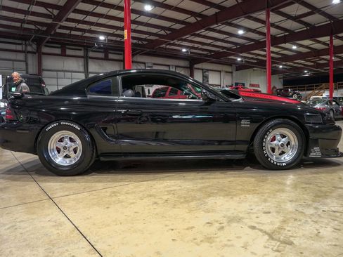 Used 1994 Ford Mustang GT image 10