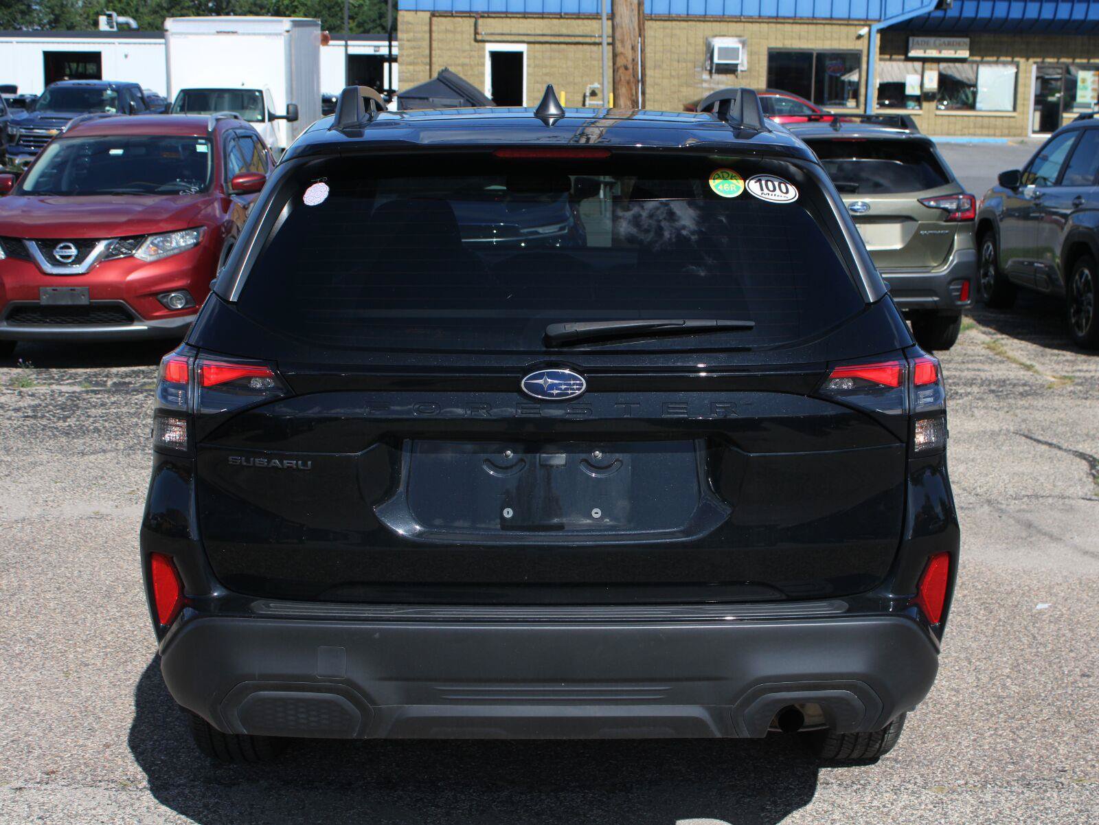 Used 2025 Subaru Forester Premium AWD/4WD image 6
