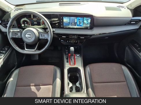 Used 2026 Nissan Kicks SR FWD image 12