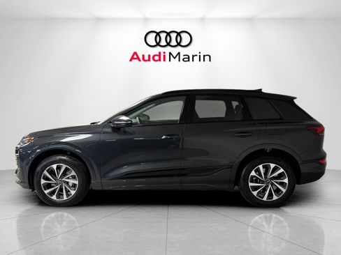 Used 2025 Audi Q6 e-tron Premium Plus AWD/4WD image 2