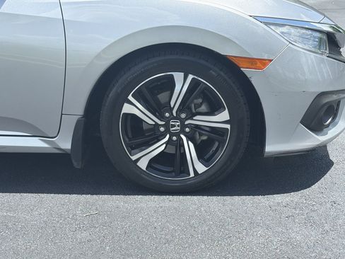 Used 2017 Honda Civic Touring image 33