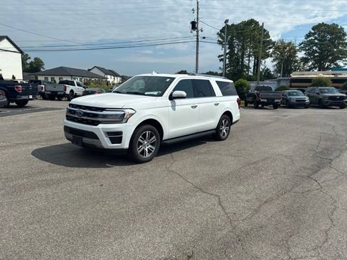 Used 2024 Ford Expedition Max Limited AWD/4WD image 59