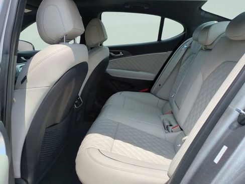 Certified 2025 Genesis G70 3.3T Advanced w/ Sport Prestige Package RWD image 12