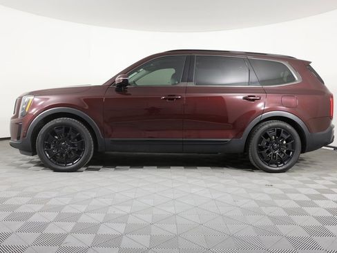 Used 2021 Kia Telluride SX w/ Nightfall Edition Package image 2