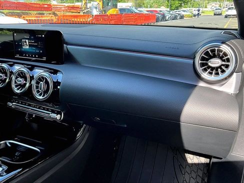 Certified 2021 Mercedes-Benz CLA 250 4MATIC image 16