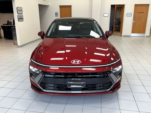 Used 2025 Hyundai Sonata Limited image 66